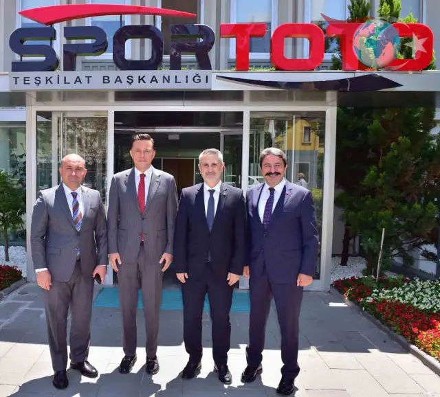 Eskişehir'e 25 Yeni Spor Tesisi ve Atlı Okçuluk Merkezi Geliyor