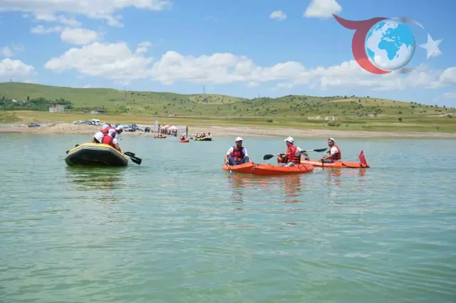 Muş Alparslan 2 Barajı’nda Su Sporları Festivali: Gençlerin Eğlenceli Buluşması