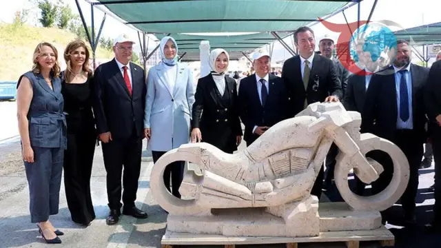 Afyonkarahisar Blok Mermer Fuarı'nda Mermerin Heykelleri Sanatseverlerle Buluştu