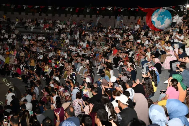 Osmaniye'de Aile Yılına Özel Unutulmaz Yaz Konseri