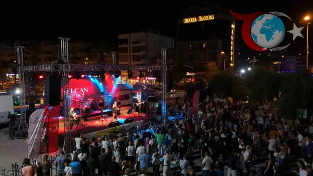 Aydın Yaz Konserleri: Kuşadası'nda Coşkulu Gece