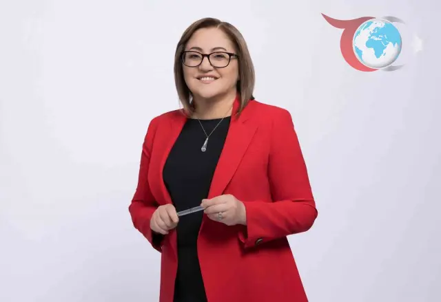 Fatma Şahin, En Başarılı Büyükşehir Belediye Başkanı Seçildi