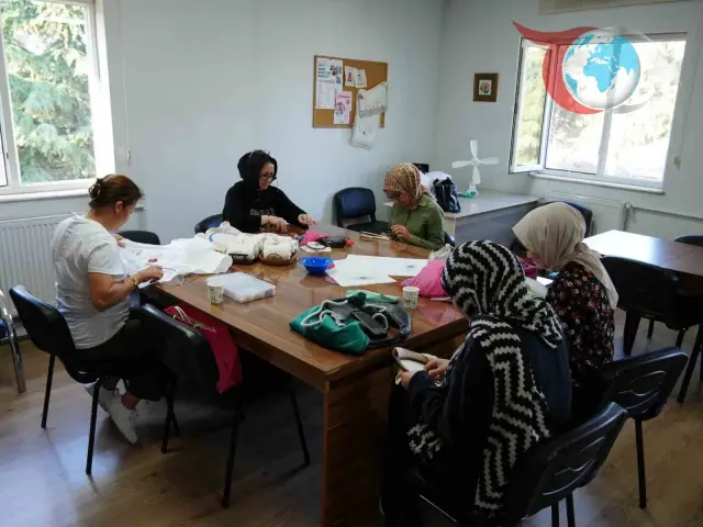 Düzce Belediyesi'nden Akşam Kursları: Hem Meslek Edinin Hem Hobiniz Olsun