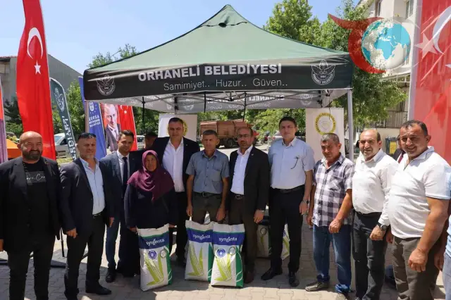 Bursa'da Kırsal Kalkınma Projesi: Çiftçilere Silajlık Mısır Tohumu Dağıtıldı
