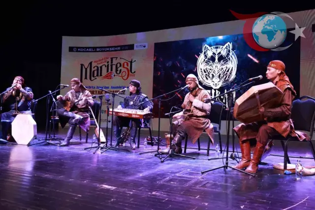 Kocaeli'de Turan Ethno-Folk Ensemble Rüzgarı Esti