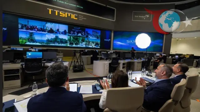 Türk Telekom Türkiye'nin Dijital Dönüşümüne Öncülük Ediyor