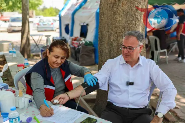 Hacılar Belediye Başkanı'ndan Kan Bağışına Örnek Davranış