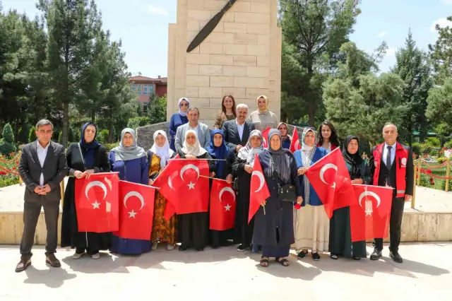 Diyarbakır Aile ve Sosyal Hizmetler İl Müdürlüğü'nden Anneler Günü'ne Özel Duygu Dolu Etkinlik