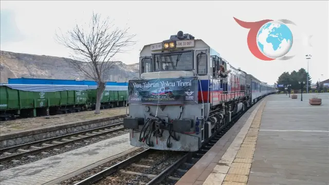 Van-Tahran Yolcu Treni Güvenle Seferlerine Devam Ediyor