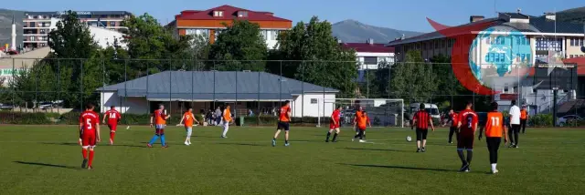 Bayburt’ta Babalar Günü Futbol Turnuvası: Aile Bağları Sahada Güçleniyor