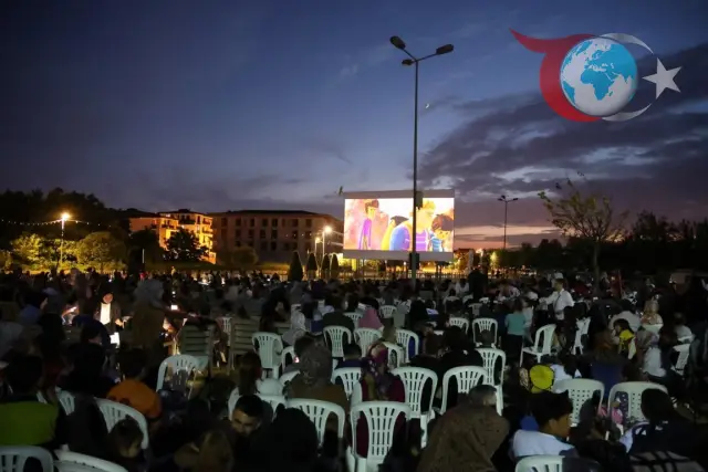 Kartepe'de Açık Hava Sinema Sezonu Renkli Başladı