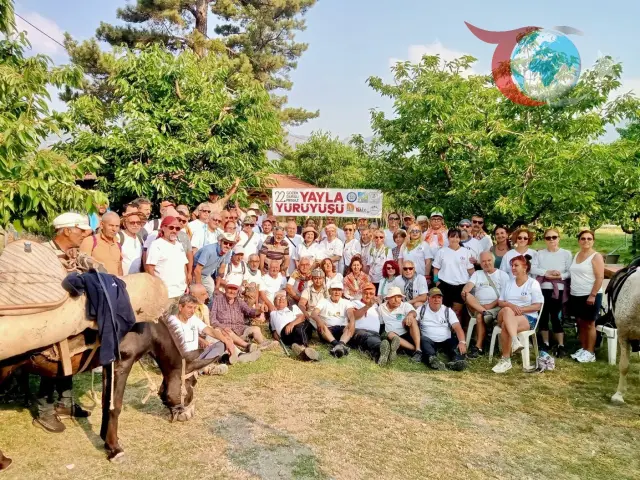 Fethiye'de Yörüklerle Tarihe Yolculuk: Geleneksel Kıyafetlerle 100 Kilometre