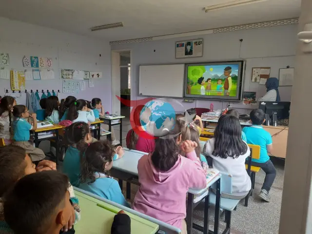 Manisa'nın Kula İlçesinde Öğrencilere KKKA Hastalığı ve El Hijyeninin Önemi Anlatıldı