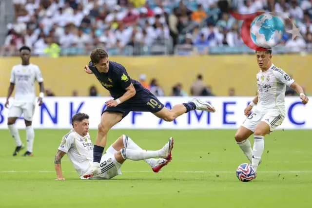 Real Madrid, Juventus'u Geçerek Çeyrek Finale Yükseldi