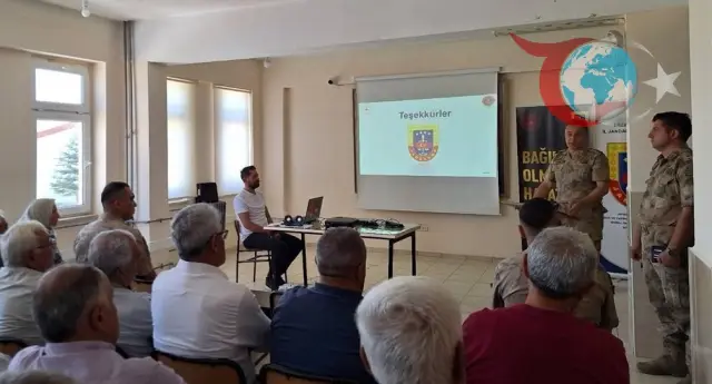 Erzincan'da Jandarmadan Köylere Güvenlik Eğitimi