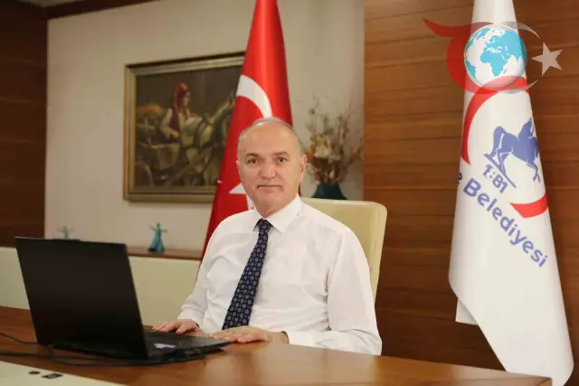Düzce Belediye Başkanı Faruk Özlü'den Müteahhitler Birliği'ne Sert Yanıt
