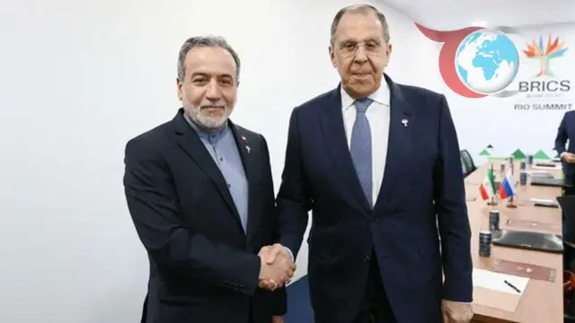 Rusya ve İran'dan Ortak Kriz Çözümü Mesajı: BRICS Zirvesi'nde Kritik Görüşme