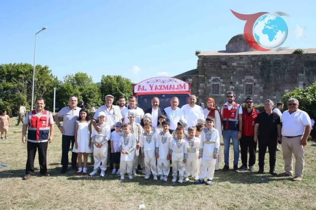 Ordu'nun Perşembe İlçesinde 46 Çocuk İçin Renkli Sünnet Şöleni
