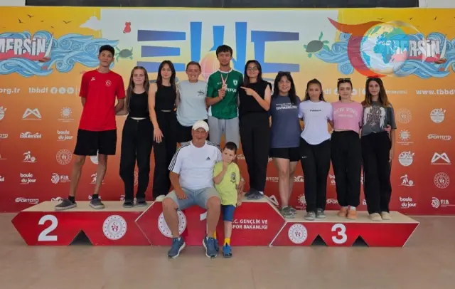 Küçük Bir İlçeden Büyük Başarı: Alaçamspor Bocce Takımı Şampiyonada!
