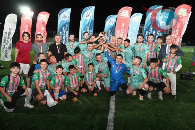 Isparta Belediyesi Futbol Turnuvası'nda BİLKES Şampiyonluğu Elde Etti