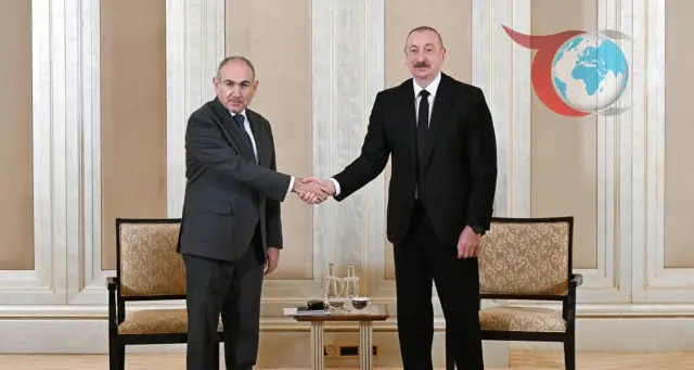 Aliyev ve Paşinyan Abu Dabi'de Buluştu: Barış Görüşmeleri Başladı