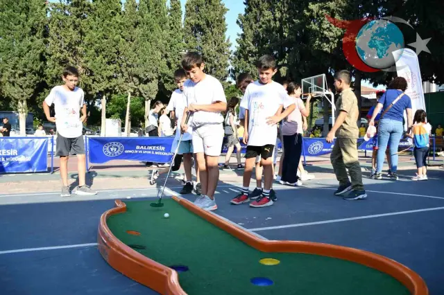 Balıkesir'de Coşkulu Açılış: GSB Spor Okulları Gençlerle Buluştu