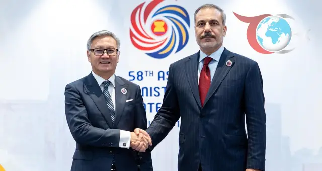 Dışişleri Bakanı Fidan'ın Kuala Lumpur'daki Diplomasi Trafiği