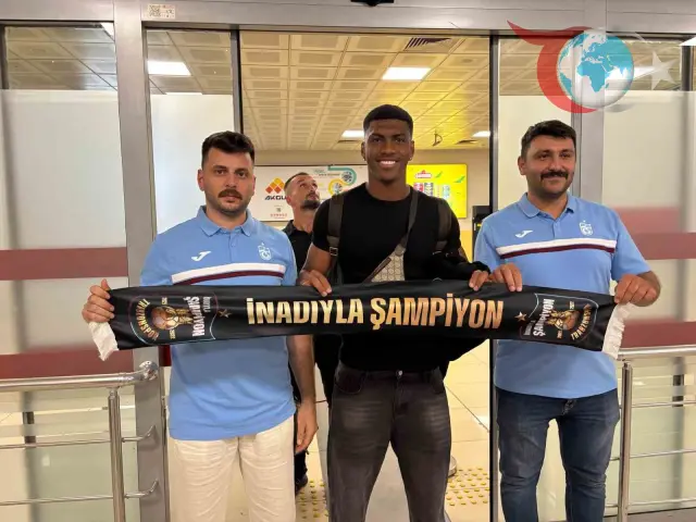Trabzonspor'un Yeni Transferi Felipe Augusto Trabzon'a İndi