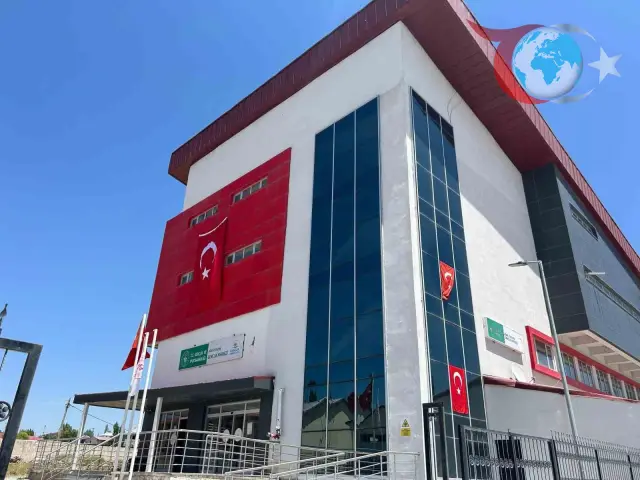 Ağrı’nın Diyadin İlçesi, Türk Bayraklarına Büründü: Millî Birlik Rüzgarı