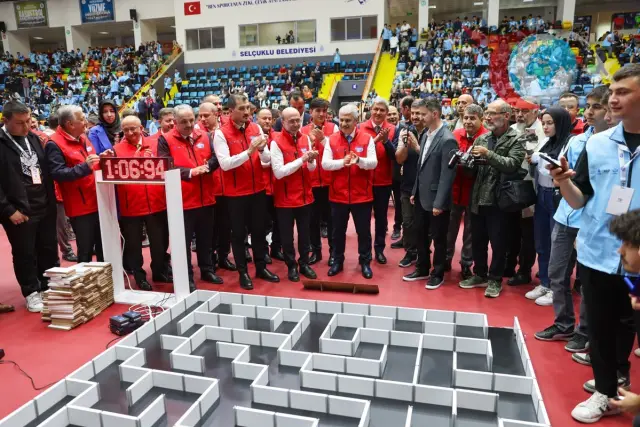 TEKNO-SEL 2025 Teknoloji ve Robot Yarışması Selçuklu’da Başladı