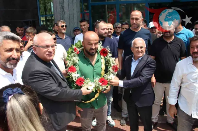 Orhan Okulu, 664. Kırkpınar Zaferini Belediye Töreniyle Taçlandırdı
