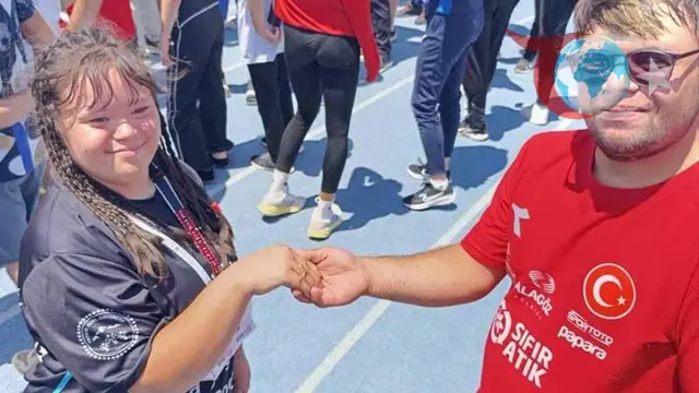 Konya'da Birleşen Kalpler: Otizm Türkiye Şampiyonası'nda Evlenme Teklifi