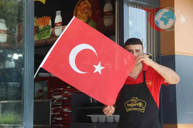 Şanlıurfa'da 'Terörsüz Türkiye' Ruhuyla Bayrak Coşkusu