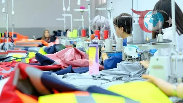 Sanayi, İnşaat ve Ticaret-Hizmet Sektörlerinde Ücretli Çalışan Sayısı Yükselişte