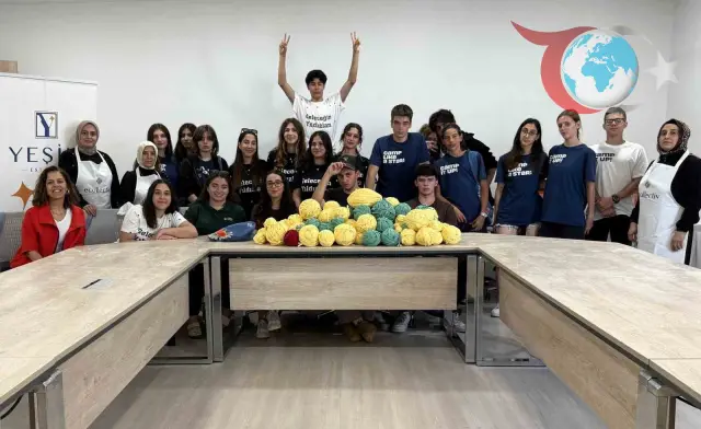 Gençlerden Ecollectiv Projesine Destek: Her İlmekte Bir Hayat
