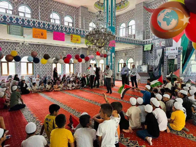 Kuran Kursu Öğrencilerinden Gazzeli Çocuklara Duyarlılık Mesajı