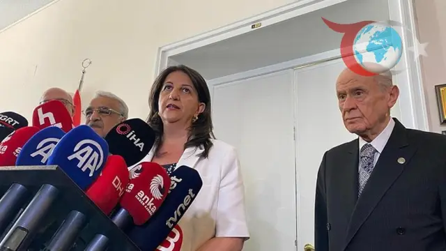 Devlet Bahçeli ve DEM Parti Heyeti Meclis'te Bir Araya Geldi