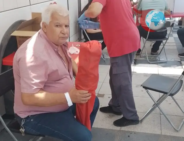 Manisa’da Anonim Hayırseverden Kan Bağışçılarına Anlamlı Destek