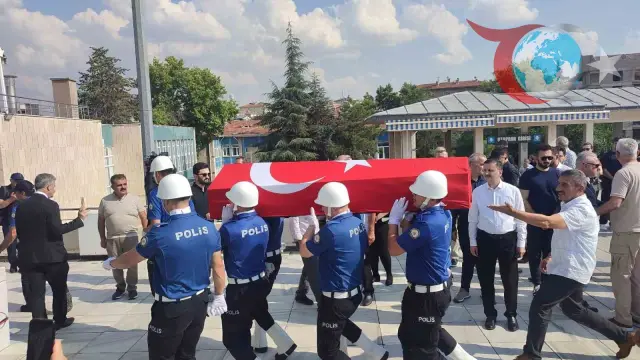Eski Bitlis Valisi Erol Karaömeroğlu Ankara’da Son Yolculuğuna Uğurlandı