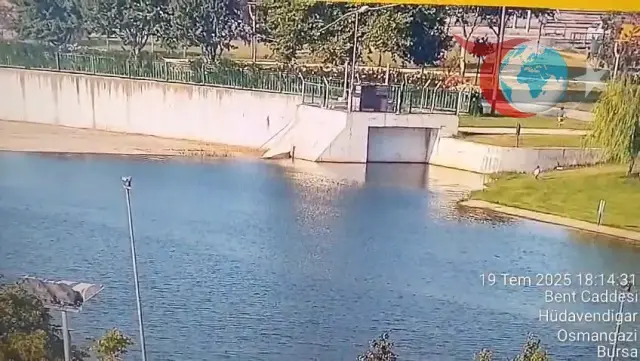 Cesur Güvenlik Görevlisi Nilüfer Çayında Minik Çocuğun Hayatını Kurtardı