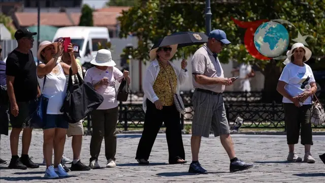 İzmir ve Trakya'yı Kavuran Sıcaklar: "Fön" Rüzgarlarının Etkisi Hissedildi