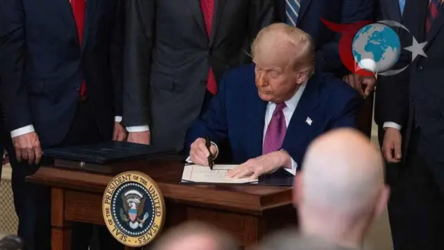 Trump'ın Onayıyla 9,1 Milyar Dolarlık Federal Bütçe Kesintisi Yasalaştı