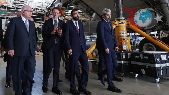 Milli Savunma Bakanı Yaşar Güler, IDEF 2025 Fuarı'nda: Savunma Sanayimizin Güçlü Yüzü