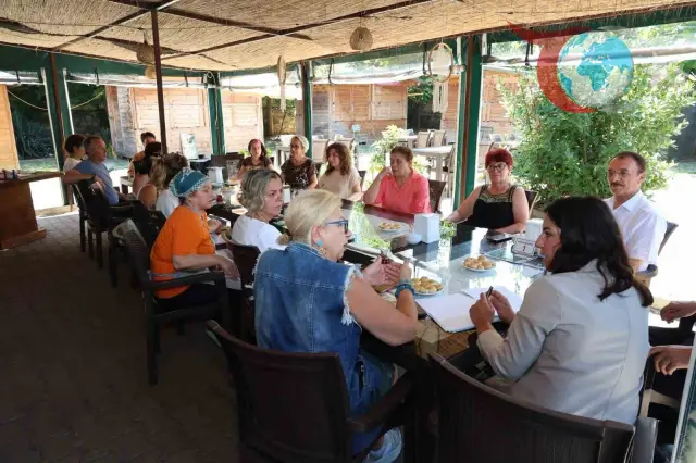 Dijital Dönemde Turizmde Kadın Emeğinin Gücü ve Geleceği