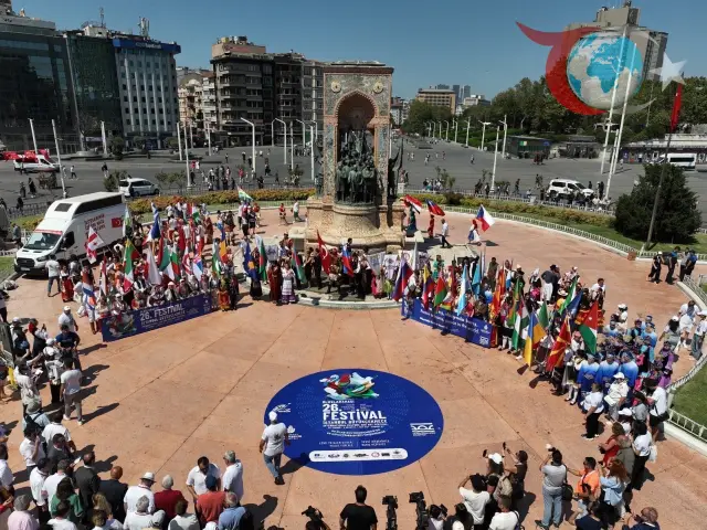 Büyükçekmece Kültür ve Sanat Festivali: Taksim'deki Renkli Başlangıç