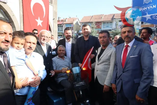 Bünyan'da Engeller Ortadan Kalkıyor: Duygusal Akülü Araç Dağıtımı