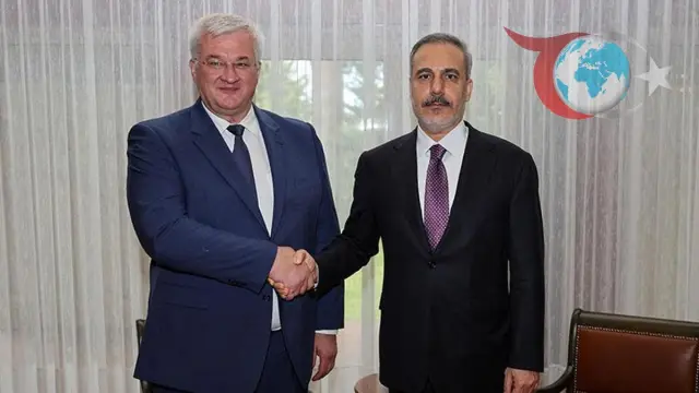 Hakan Fidan ve Andriy Sibiha Antalya'da Buluştu