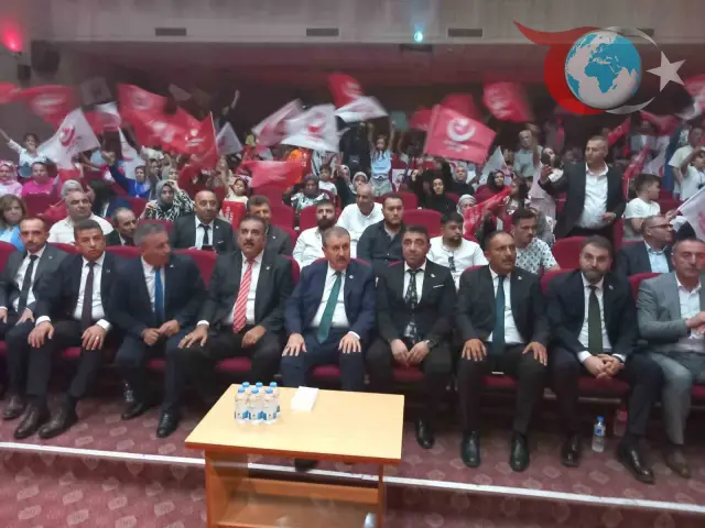 Mustafa Destici Kayseri Ziyaretinde İlçe Kongresine Katıldı