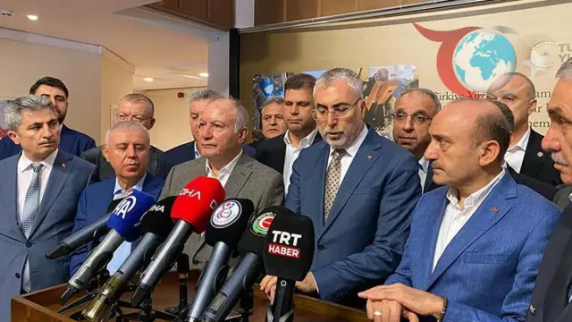 600 Bin Kamu İşçisini İlgilendiren Toplu İş Sözleşmesi İmzalandı
