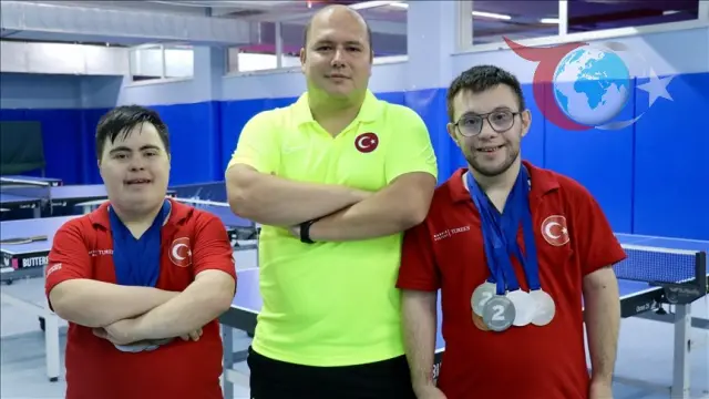 Türk Masa Tenisi Yıldızları: Salihcan ve Mehmet Yasin'in Dünya Şampiyonası Hedefleri